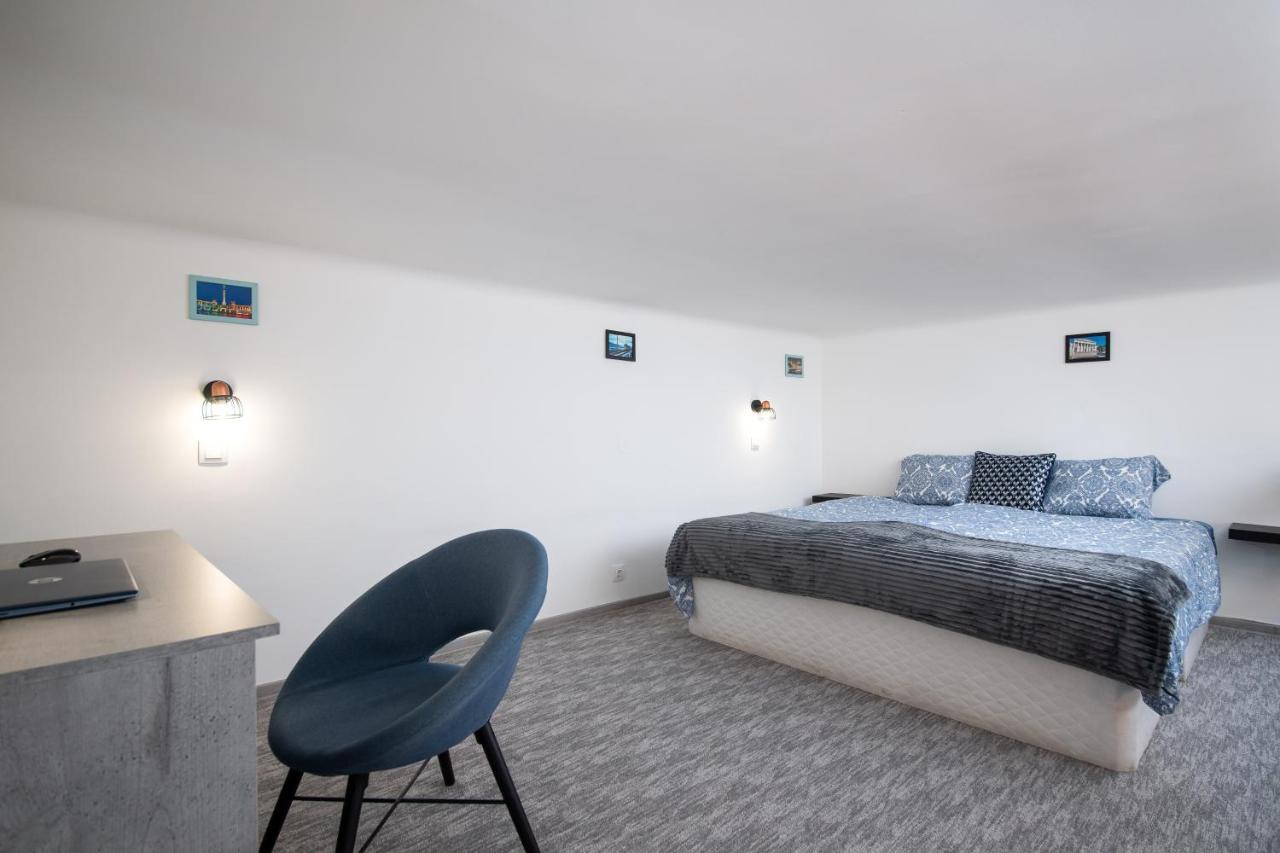 Astoria Blue Apartment Budapest Ngoại thất bức ảnh